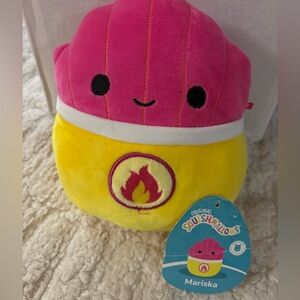 Squishmallow Mariska Flamin’ Hot Fries 7.5 inch Squishdate 08/08/2022